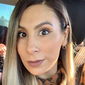 Meet your Posher, Erika